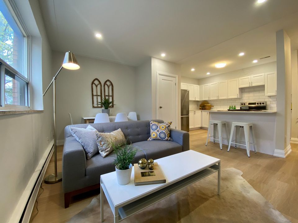 500 Mohawk Rd E, Apt 206